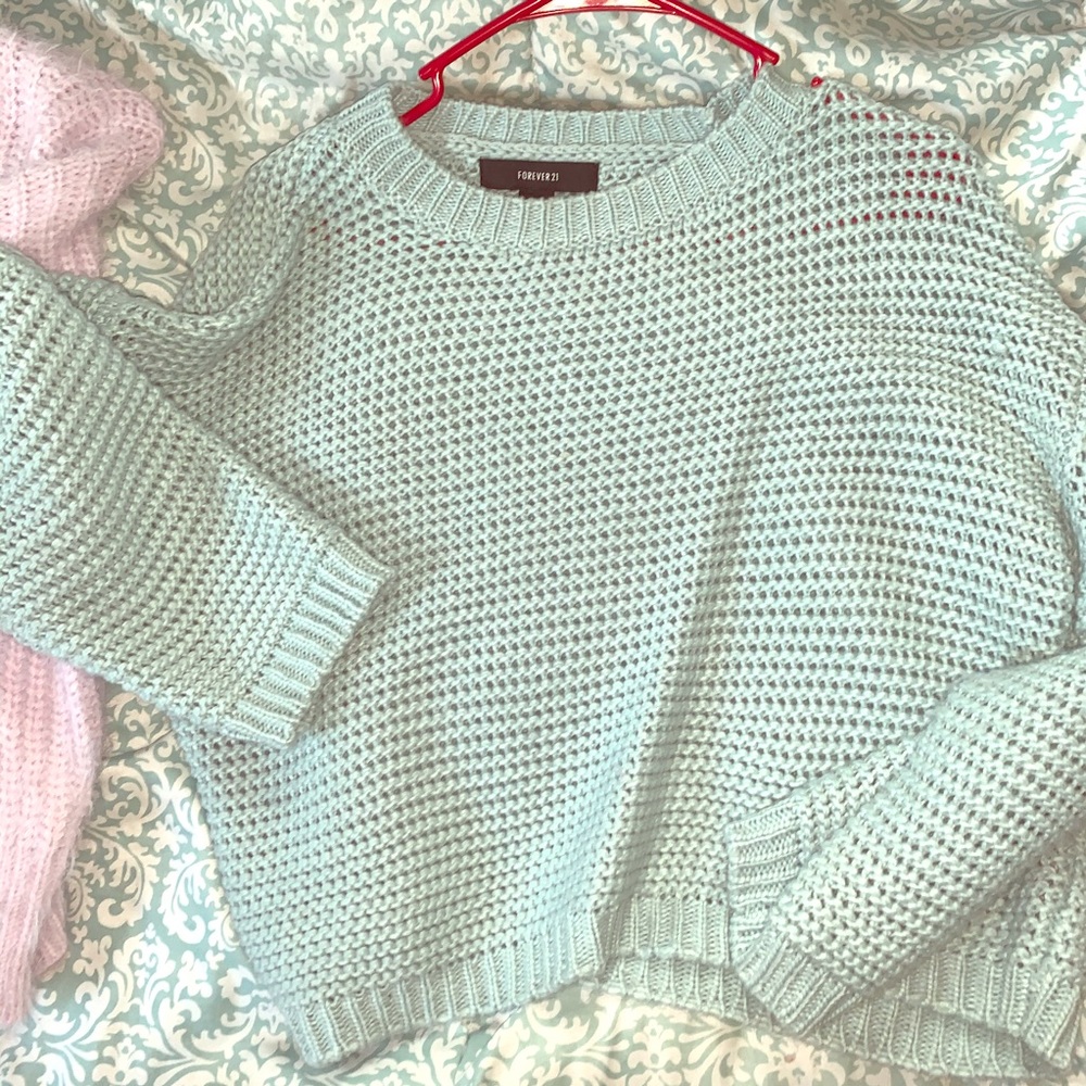 Oversized knit crop sweater